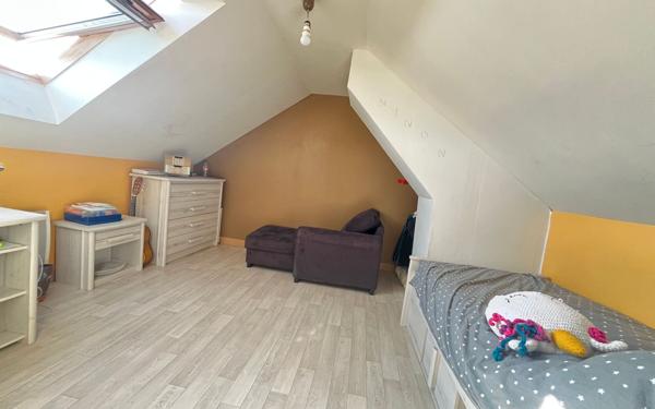 Maison à vendre    7 pièces •  Saint-Denis-sur-Sarthon