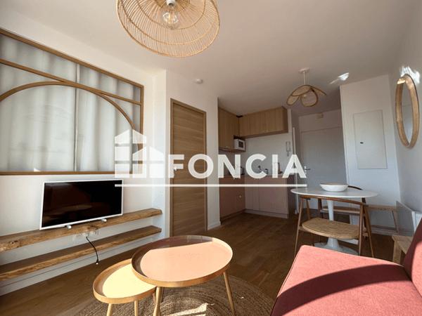 Location Appartement meublé 2 pièces 25.45 m² - 14 RUE DE LA SOLE La Rochelle 17000