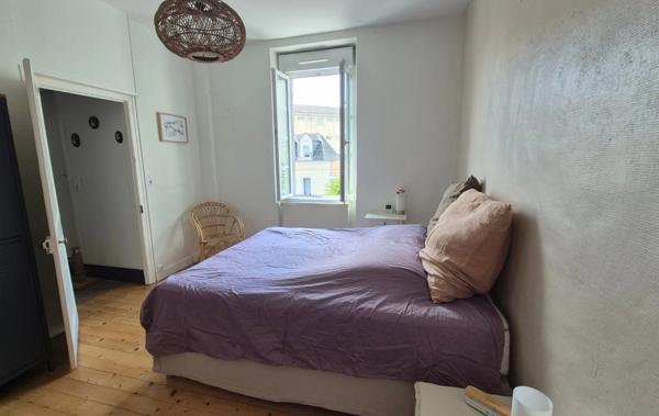 Maison de ville lumineuse avec garage - 110 m2- LAVAL- RIVE DROITE (53)