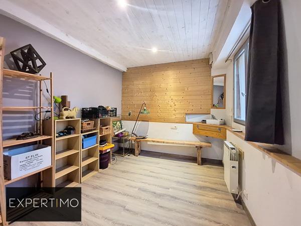 Rullac-Saint-Cirq (12120) Maison de caractère + bâtiment indépendant aménagé - Fort potentiel