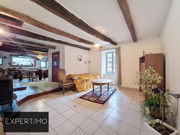 Rullac-Saint-Cirq (12120) Maison de caractère + bâtiment indépendant aménagé - Fort potentiel