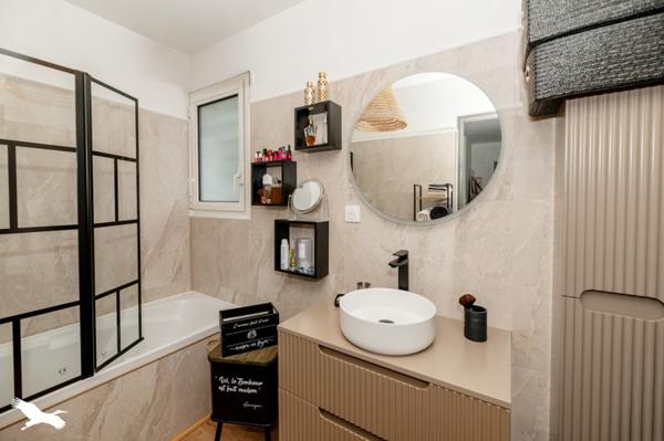 Maison à vendre 303 688 € Hourtin 5 p 110 m² DPE C