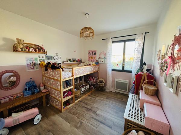 Proche CARCASSONNE, Maison de plain pied avec garage