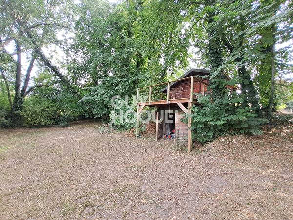 Terrain de loisirs avec étang et chalet à vendre à PÉRONNE (80200)