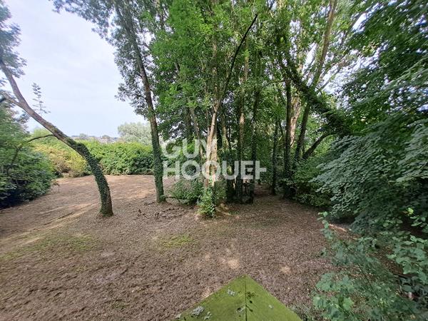 Terrain de loisirs avec étang et chalet à vendre à PÉRONNE (80200)
