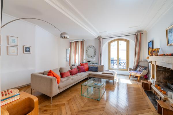 APPARTEMENT FAMILIAL DANS UN COPROPRIETE