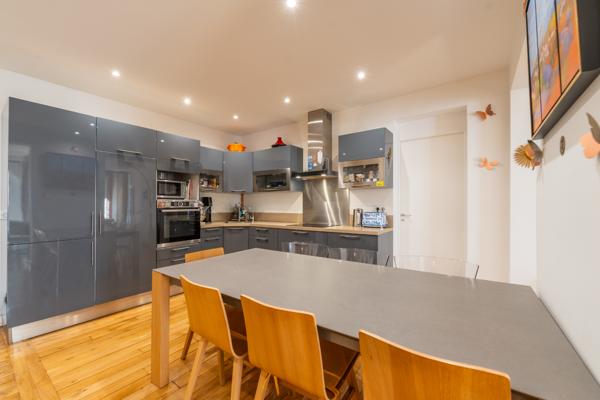 APPARTEMENT FAMILIAL DANS UN COPROPRIETE