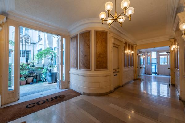 APPARTEMENT FAMILIAL DANS UN COPROPRIETE