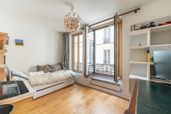 APPARTEMENT FAMILIAL DANS UN COPROPRIETE