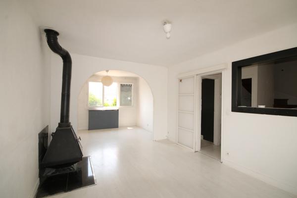 A vendre maison 79m2, 3 chambres, 1 garage, DPE