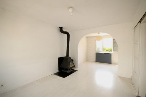 A vendre maison 79m2, 3 chambres, 1 garage, DPE