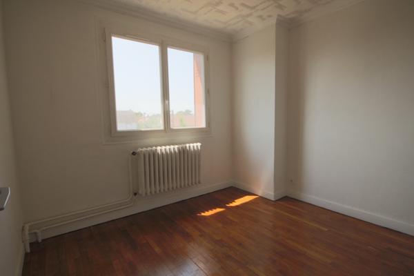 A vendre maison 79m2, 3 chambres, 1 garage, DPE