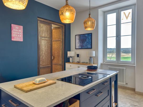 Domaine équestre de prestige au cœur de 18 hectares – Élégance, nature et art de vivre proche de THEZAC (47)