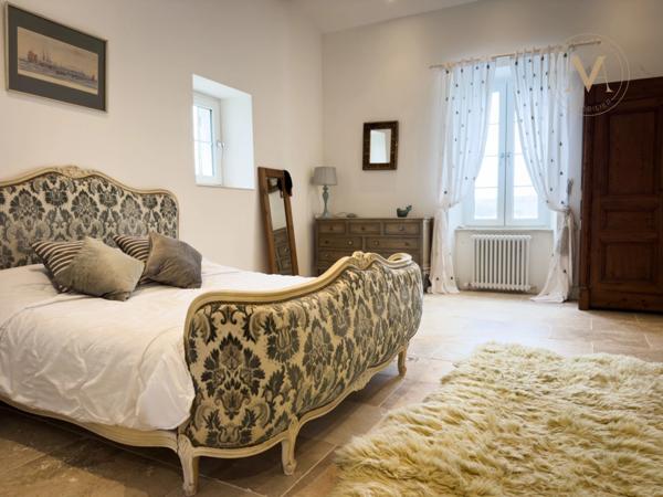 Domaine équestre de prestige au cœur de 18 hectares – Élégance, nature et art de vivre proche de THEZAC (47)