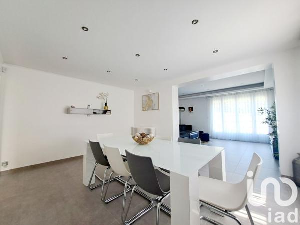 Domaine 24 pièces de 533 m² à Claye-Souilly (77410)