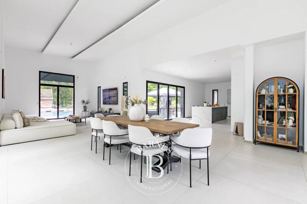Lamorlaye, Villa  400 m² à vendre