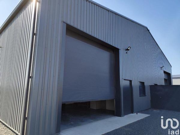 Location atelier 198 m² Druye