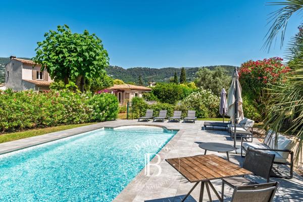 Peymeinade, Villa 7 Chambres -  245 m² à vendre