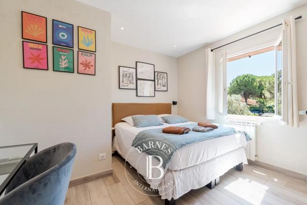 Peymeinade, Villa 7 Chambres -  245 m² à vendre