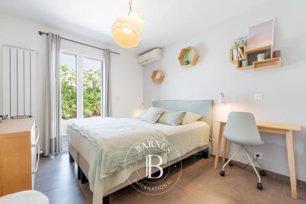 Peymeinade, Villa 7 Chambres -  245 m² à vendre