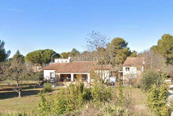 Propriete de 198 m²