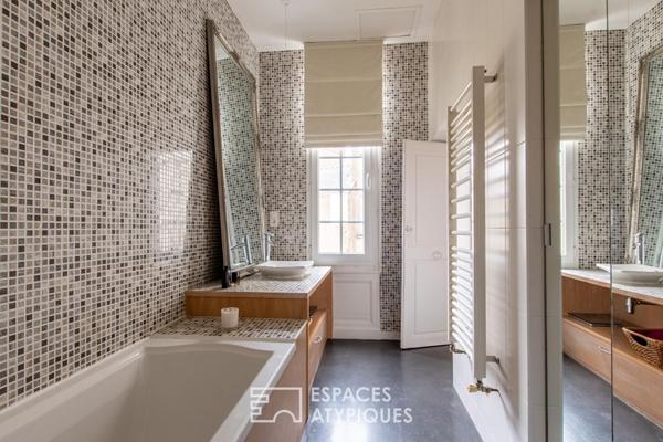 Élégant duplex de caractère en plein centre-ville