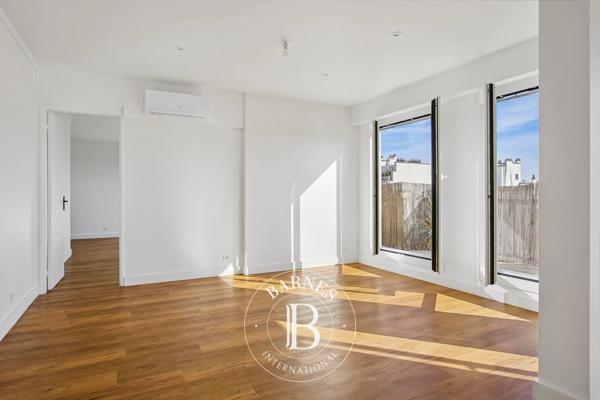 Paris 16ème, Appartement 2 Chambres -  74 m² à vendre