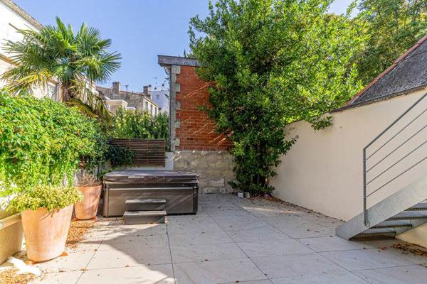 Maison à vendre 799 900 € Bordeaux 5 p 159 m² DPE D