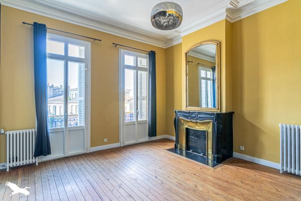Maison à vendre 799 900 € Bordeaux 5 p 159 m² DPE D