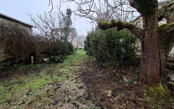 Maison à vendre    3 pièces •  Parempuyre