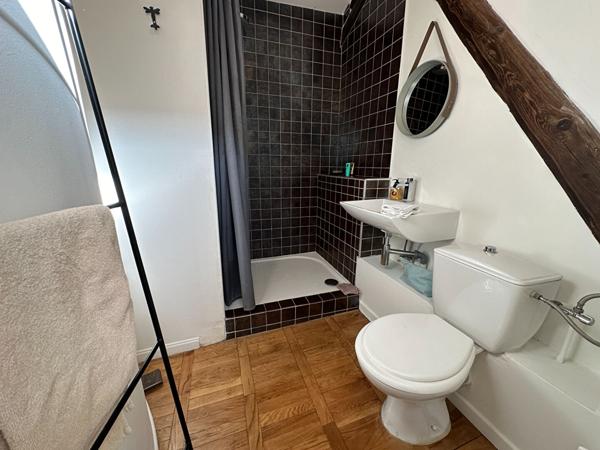 Appartement 6 pièces 138.9 m2