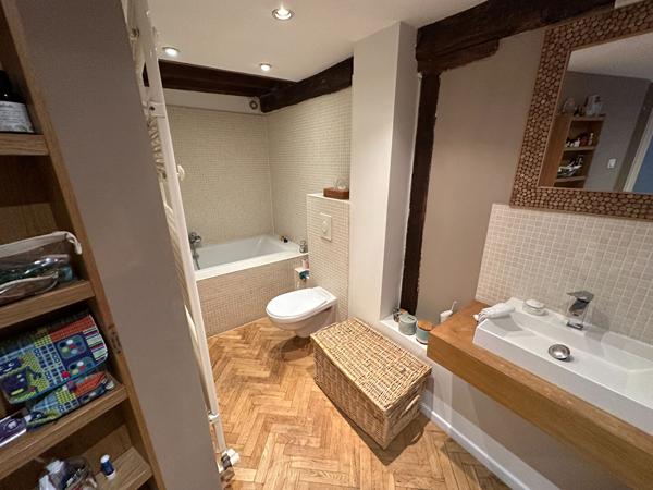 Appartement 6 pièces 138.9 m2