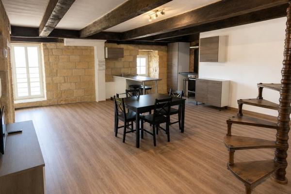 Appartement à louer 535 € CC GOURDON 3 p 62 m² DPE D