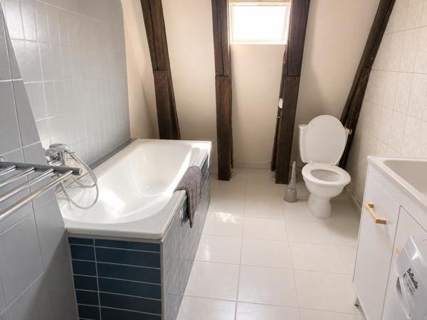 Appartement à louer 535 € CC GOURDON 3 p 62 m² DPE D