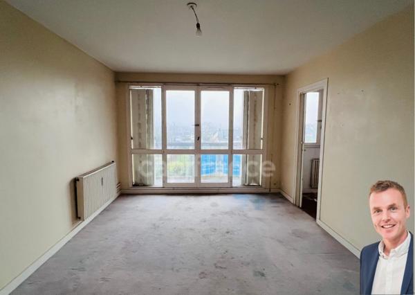 Département du Finistère (29), à vendre à QUIMPER, studio de 27,29 m² habitables - Balcon - Cave.