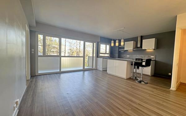 Appartement à louer    3 pièces • 75,72 m2 Orsay