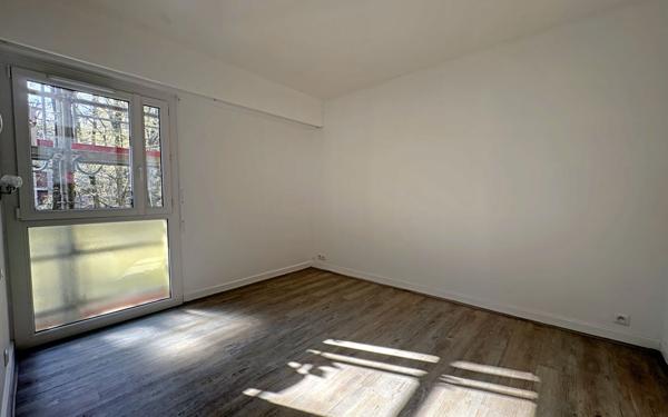 Appartement à louer    3 pièces • 75,72 m2 Orsay