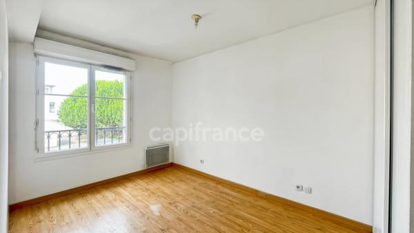 Dpt Gironde (33), à vendre LE HAILLAN (33), appartement T3 de 67m², Cellier et Parking