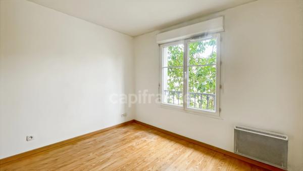 Dpt Gironde (33), à vendre LE HAILLAN (33), appartement T3 de 67m², Cellier et Parking