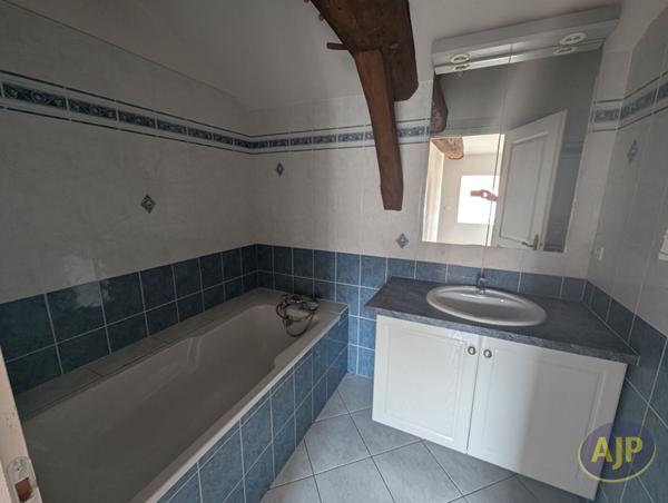 Vente maison Montreverd : 199 990 € - AJP Immobilier Vieillevigne