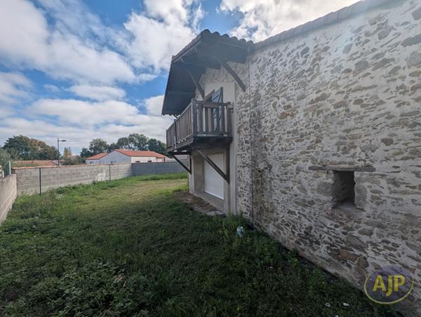 Vente maison Montreverd : 199 990 € - AJP Immobilier Vieillevigne
