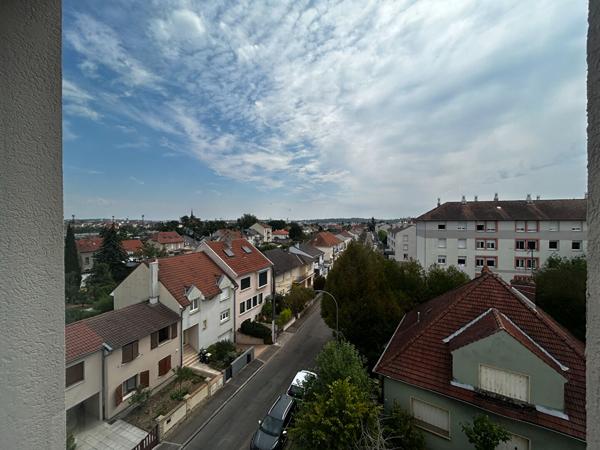 Appartement 4 pièces 78.16 m2