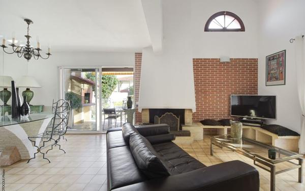 Maison à vendre    6 pièces • 130 m2 Aucamville