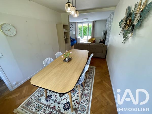 Maison à vendre 6 pièces 127 m² Guyancourt