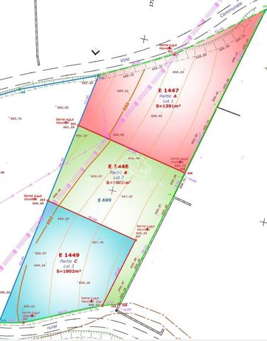 TERRAIN CONSTRUCTIBLE à Viabiliser
