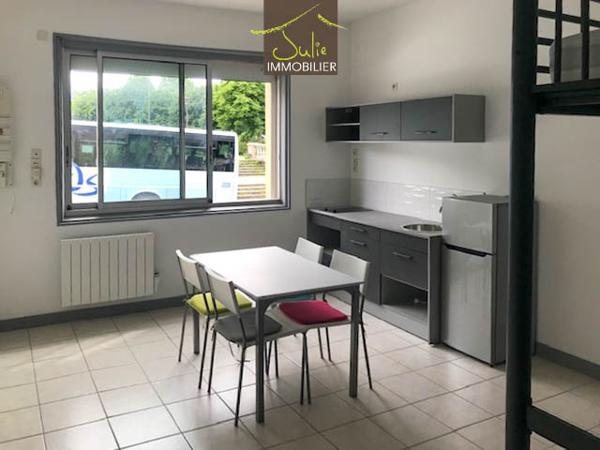 Immeuble de rapport à usage mixte – Bressuire (79300)