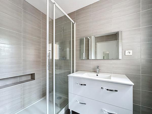 Grand Appartement  T2 avec terrasse a vendre montauban 82 saint michel