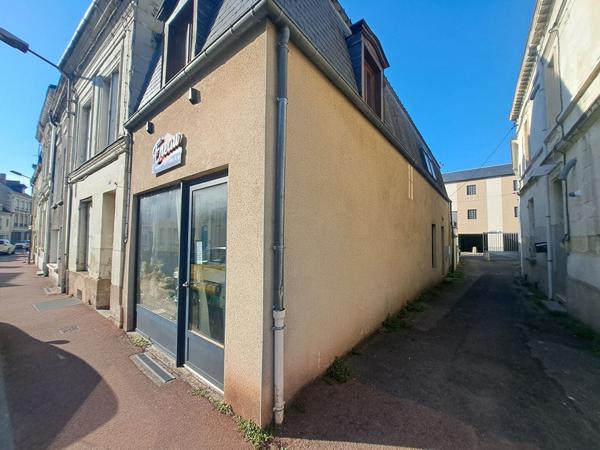 Immeuble à vendre Châtellerault - 86100 / Réf: 11759