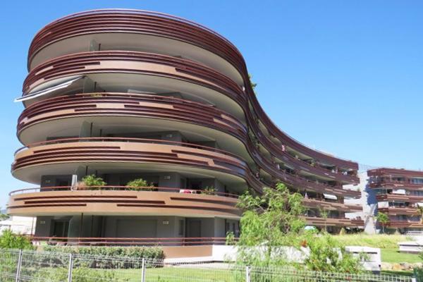 Appartement 3 pièces avec grande terrasse - Résidence récente à Fréjus Plage