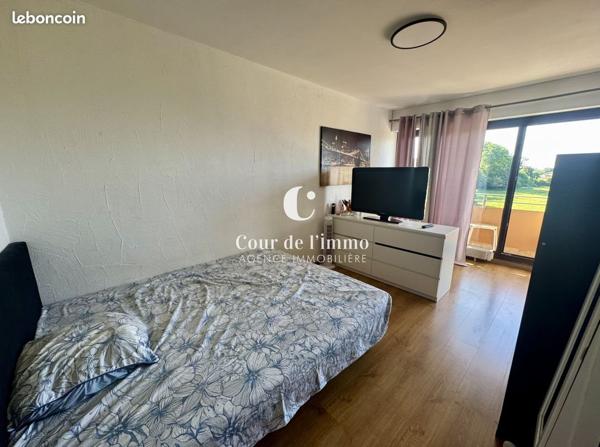 Appartement à LA ROCHE SUR FORON (74800)